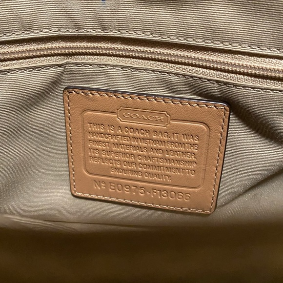 COACH Khaki and Tan Leather Turnlock - Picture 5 of 5